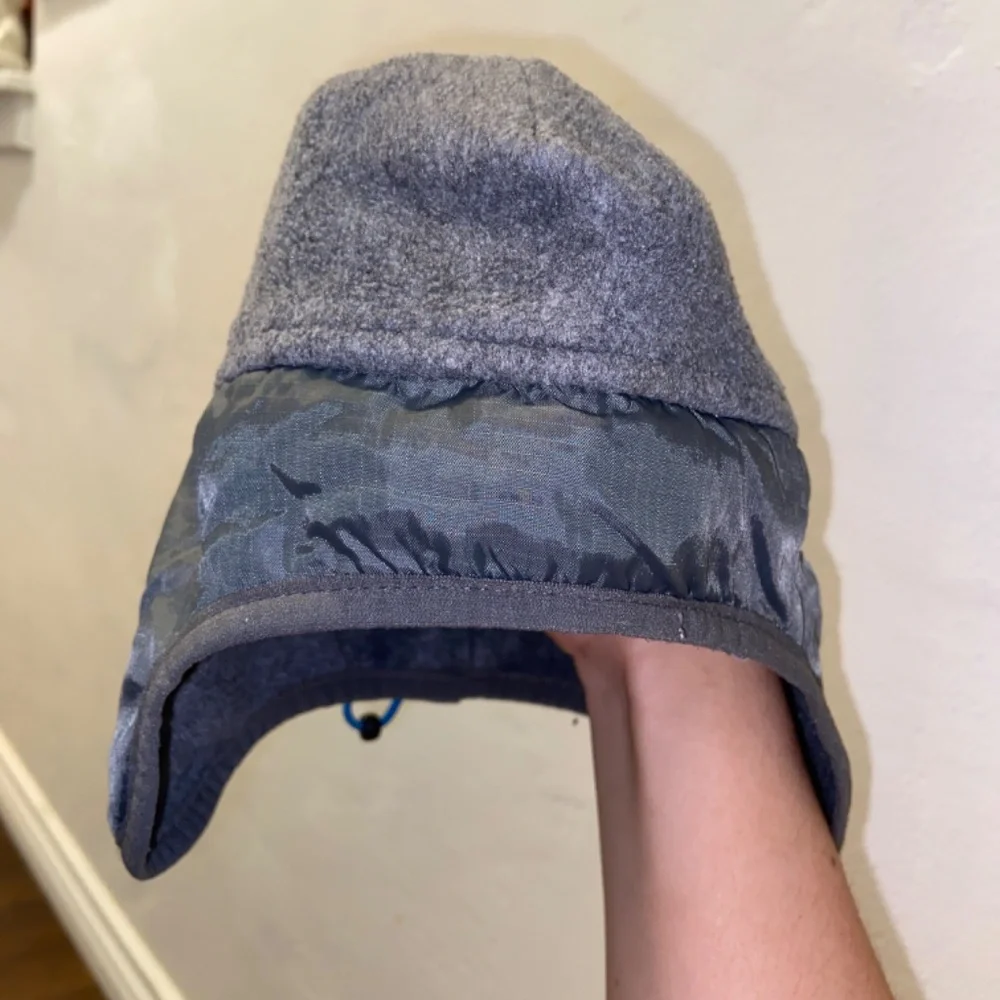 GAP PERFORMANCE GRAY FLEECE TRAPPER HAT WINTER SNOW CAP SZ S 5-6